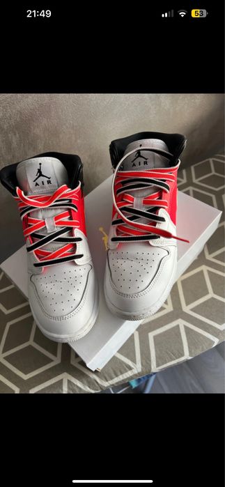 Nime air jordan low