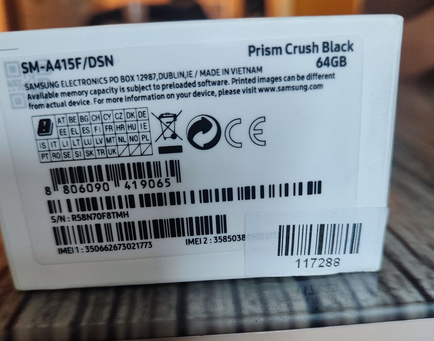 Samsung A41  64GB  Black