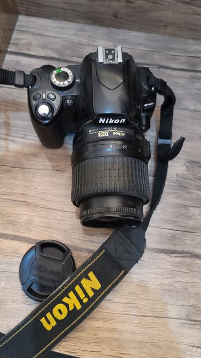 Nikon D60 сотилади
