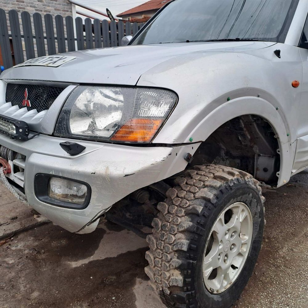 Mitsubishi Pajero GDI НА ЧАСТИ