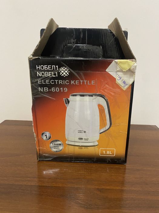 Электрический чайник Nobel новый