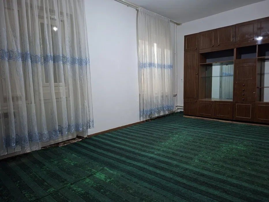 Olmozor bozorcha ofarin toyhona qarshisda