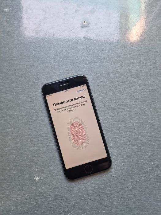 iPhone 8 (Black 64GB) Sotiladi. iCloud Tozza Imei Bor Xolati O'rtacha.