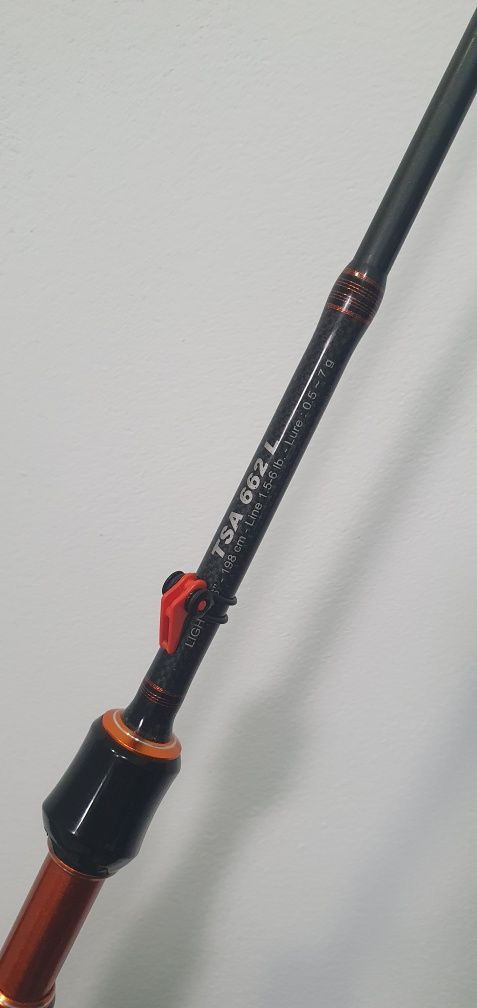 Въдица Sakura Tsubarea + макара Daiwa Exceler