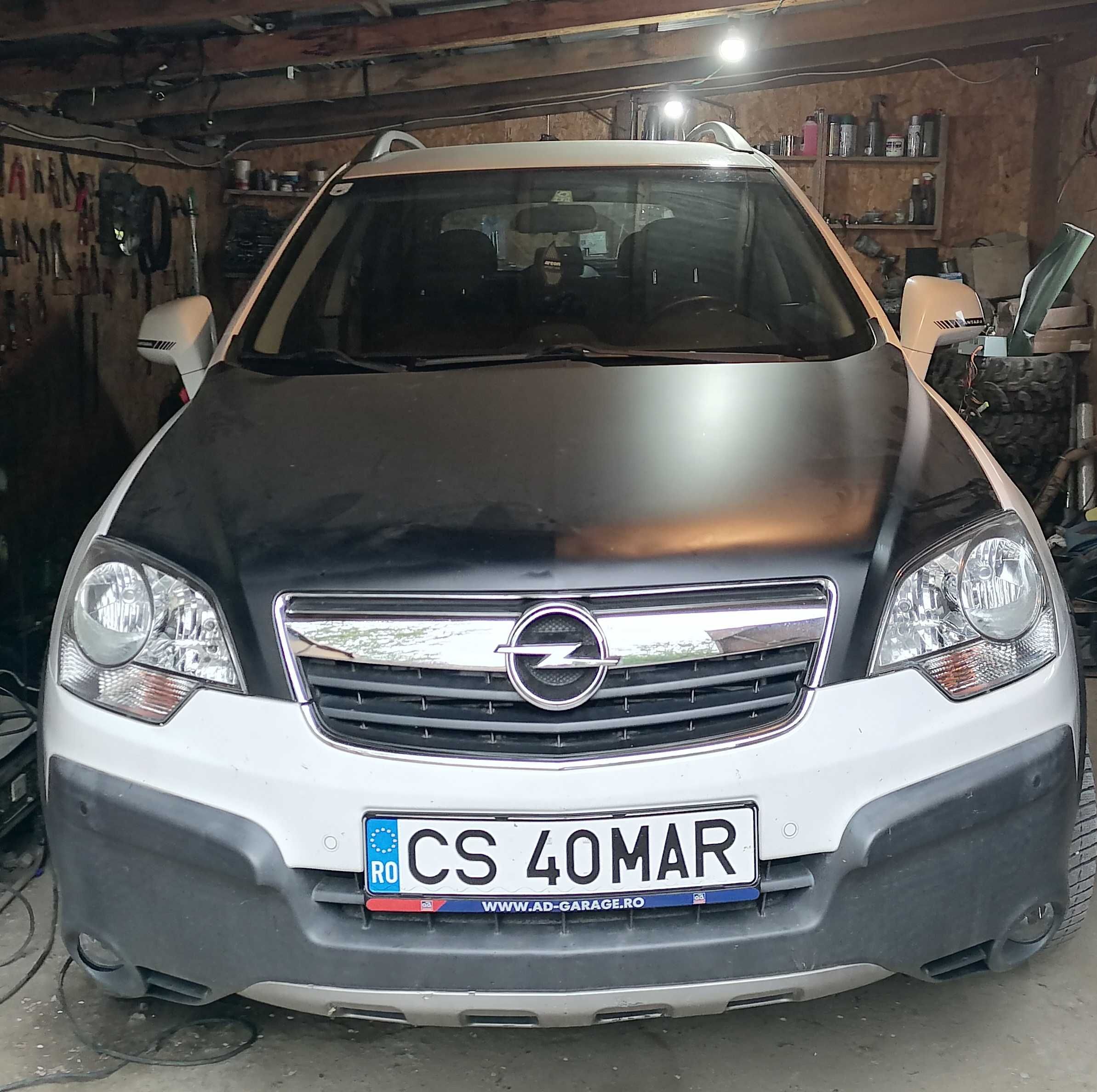 Vând sau schimb opel antara 2008