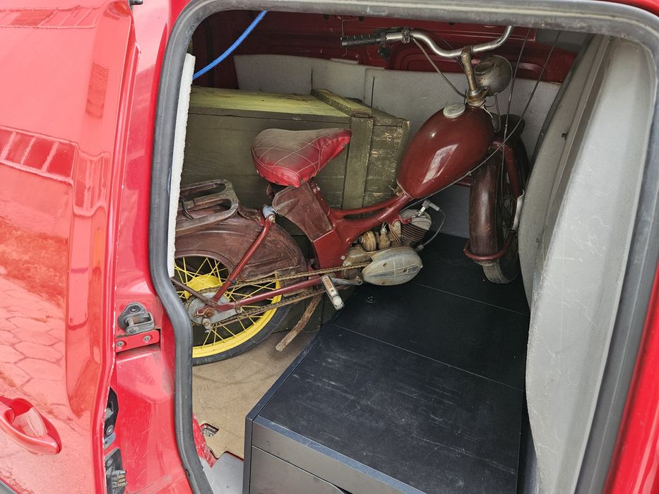 Продавам Simson sr2 педалетка 1959г