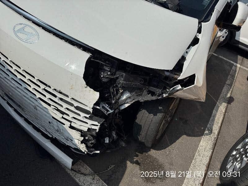 Хюндай стария. 2024. Гибрид