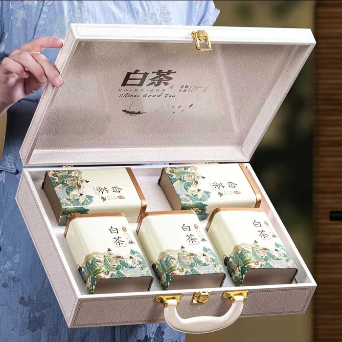 Китайский  императорский чай Белый Пион в подарочном каробке