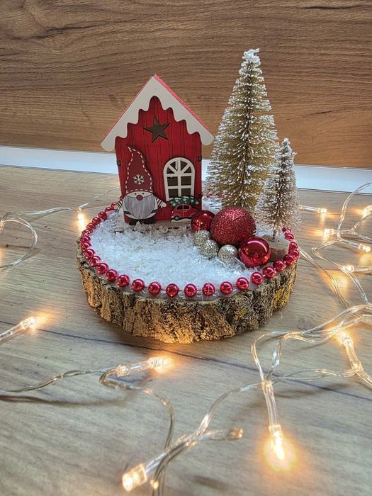 Ръчно изработена коледна декорация