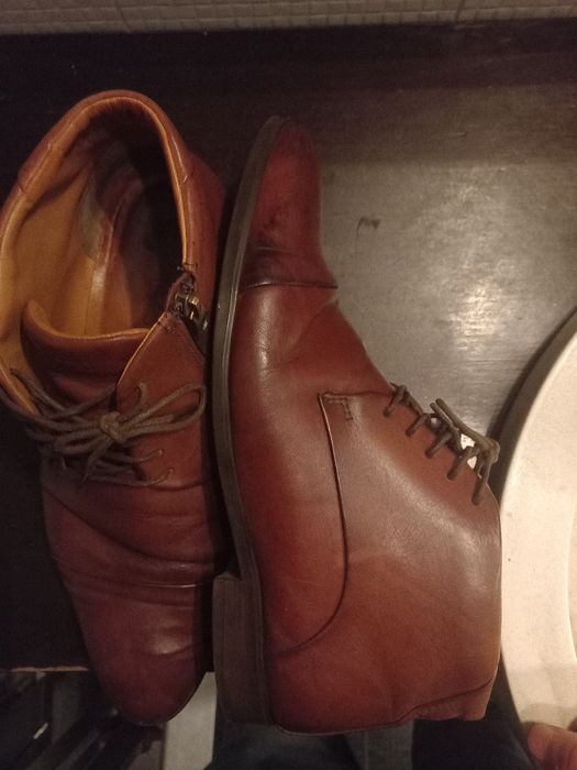 Зимни боти от естествена кожа