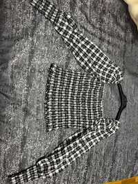 Vând bluza H&M mărimea S, combinație de culori alb și negru