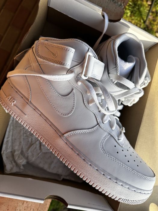 Vând AF1 MID White