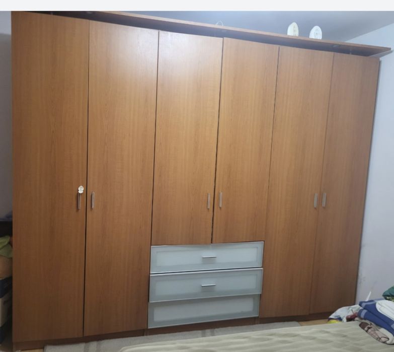 Dulap h 230/ Lățime 270