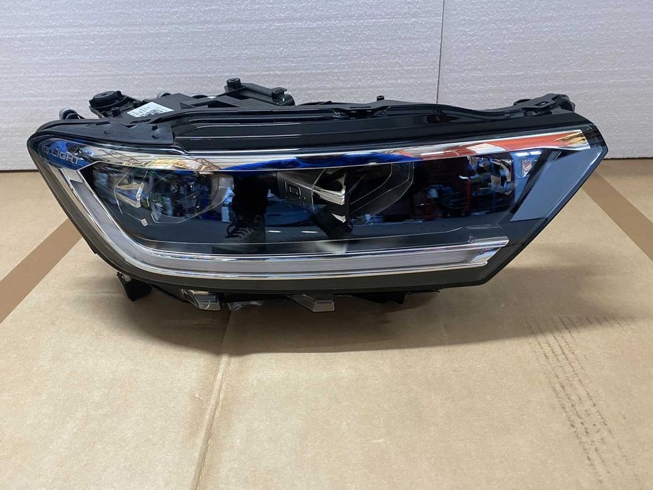 Far dreapta IQ Light VW T Roc 2018+ nou original