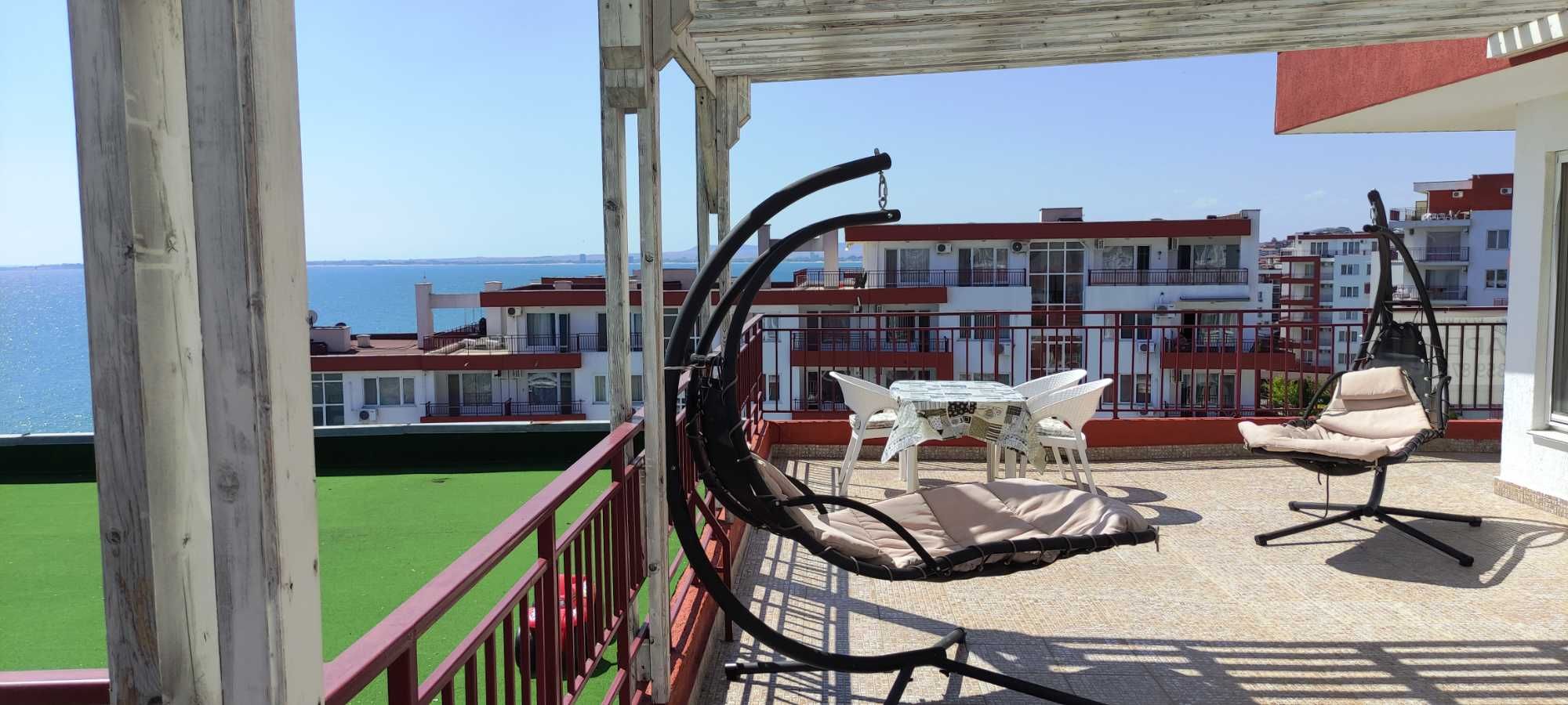2стаен апартамент 50 евро на ден, 100м2 +тераса 30м2 гледка към морето