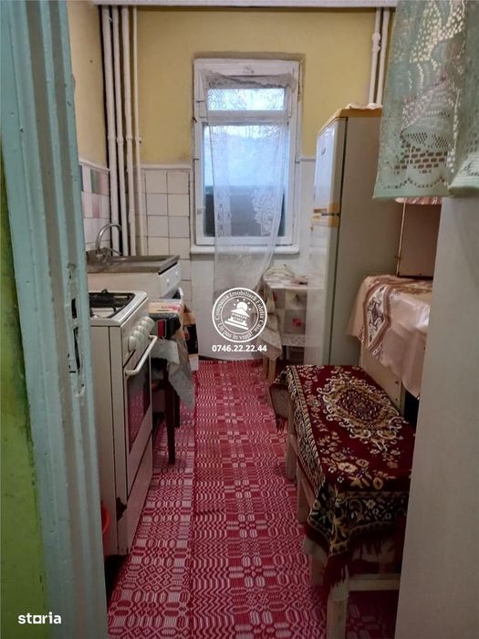 Apartament 2 camere de vanzare zona Mircea cel Batran