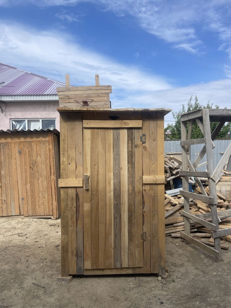 Туалет унитазы.