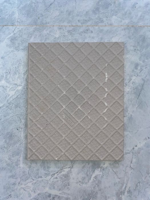 Продам Плитку! В хорошем состоянии,новая