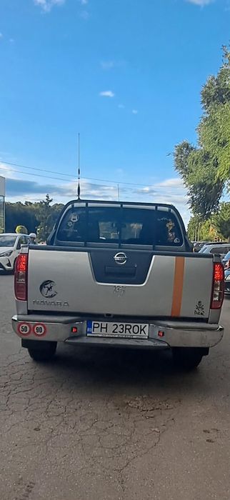 Vand Nissan Navara sau schimb cu camioneta 3.5t