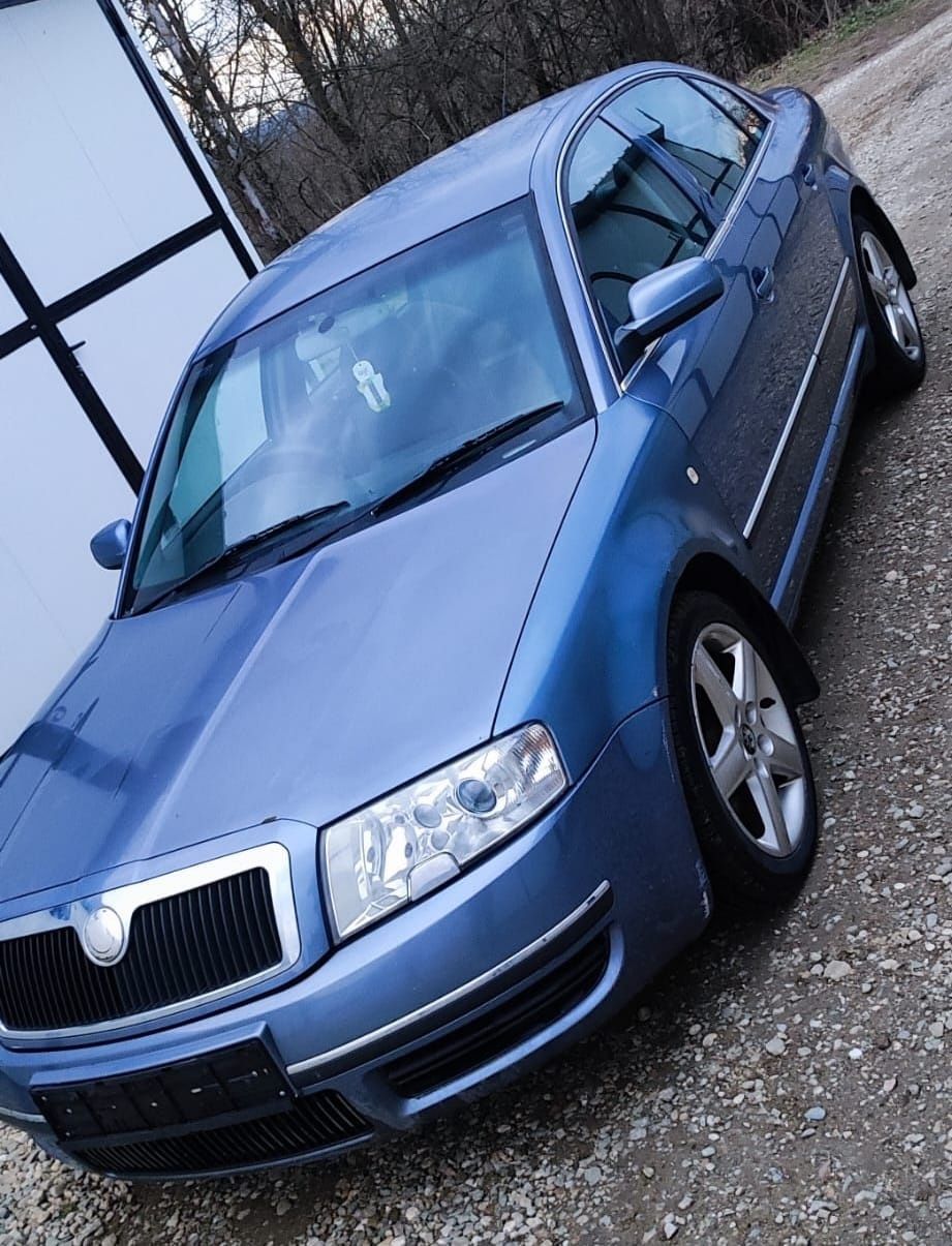 Dezmembrez Skoda superb/Passat B5.5 1.9 131 AVF