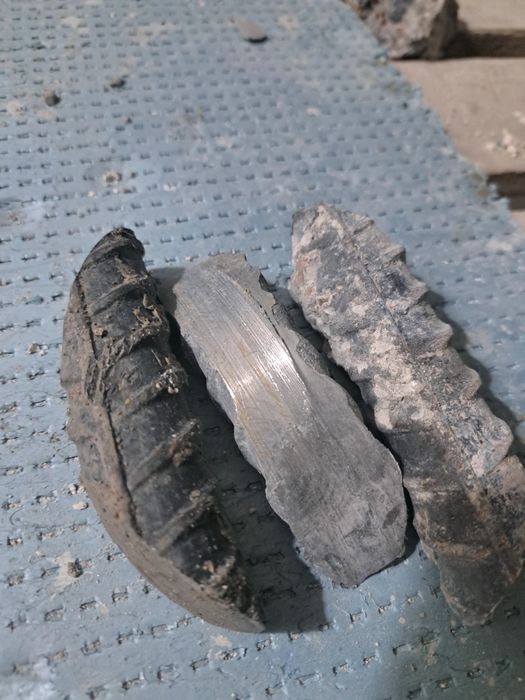Devor beton teshish
