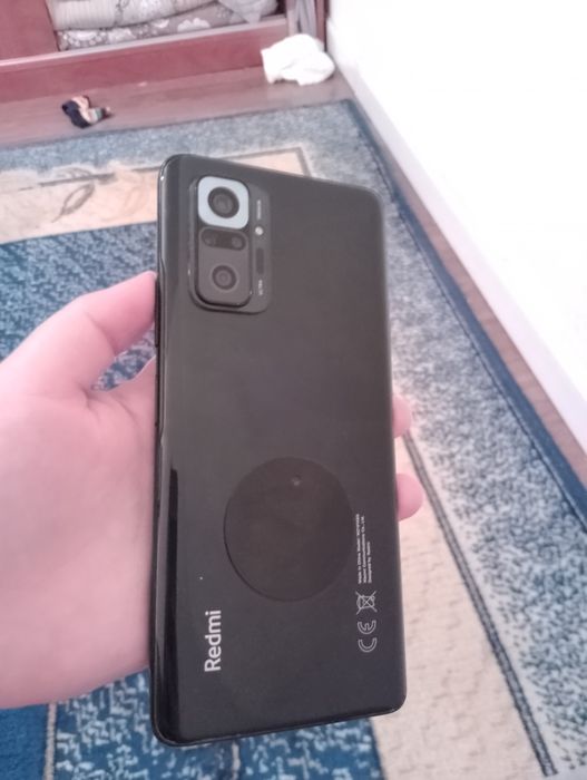 Срочно продам смартфон Xiaomi note 10 Pro