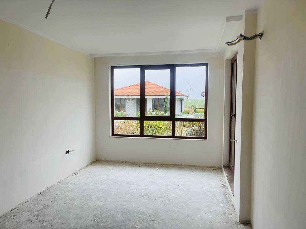 Продава се Двустаен апартамент в Ахелой - 81 кв.м за 1335 €/кв.м - Снимка #2