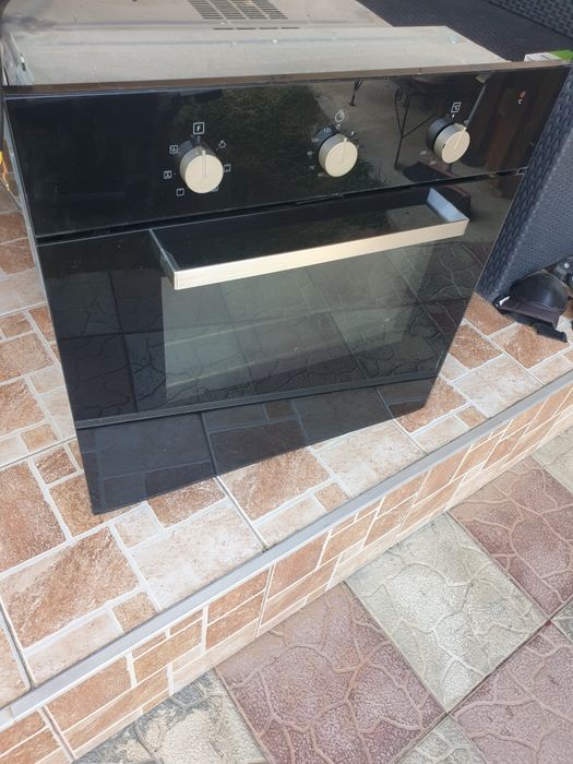 Vand cuptor electric