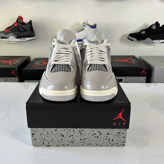 * LIVRARE GRATUITĂ* Jordan 4 Frozen Moments Metalic Grey PREMIUM!