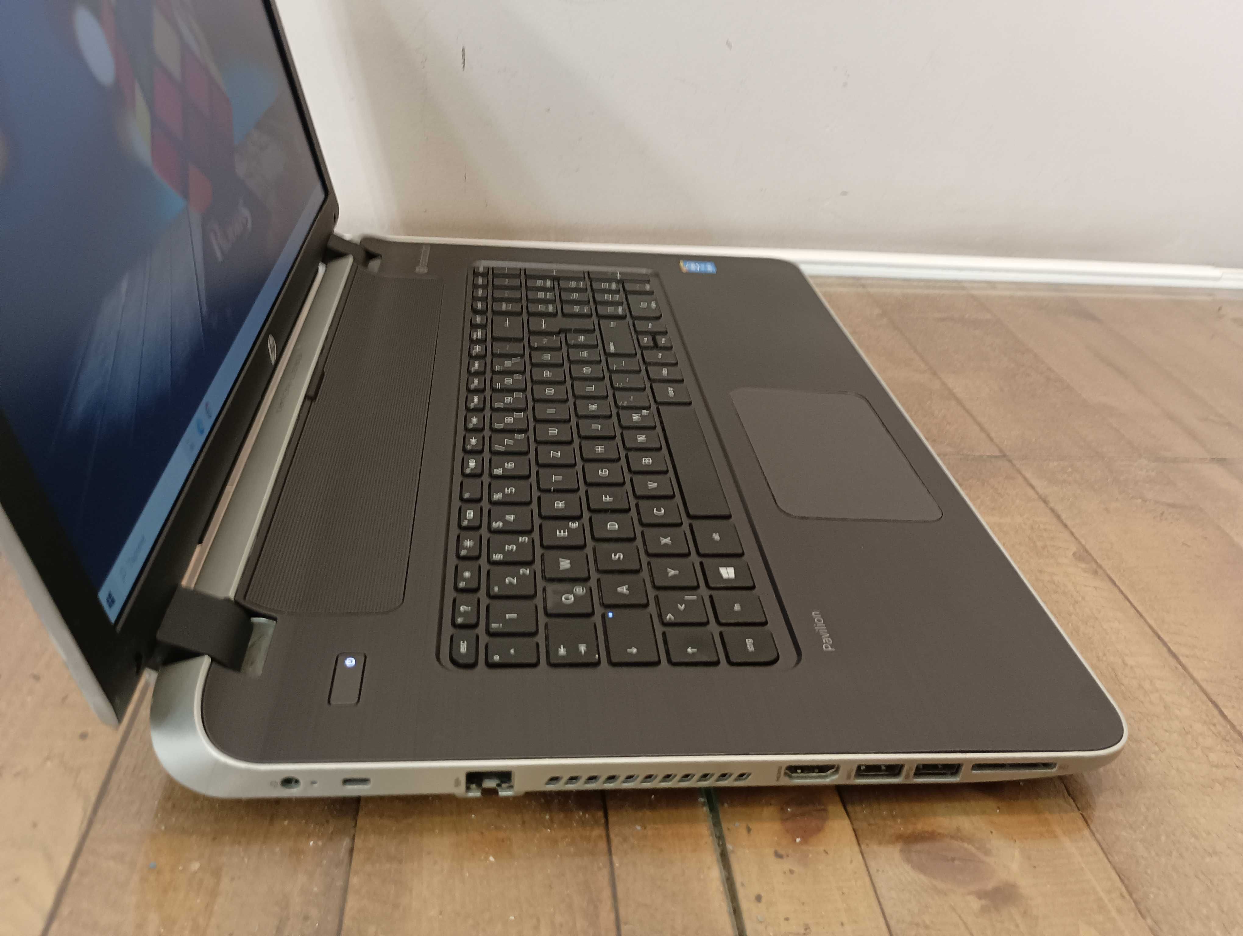 Лаптоп HP Pavilion Notebook 17-f234nd - i3 5010U / 17.3"