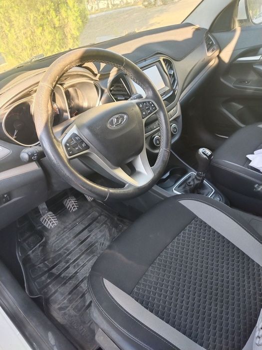 Продаётся Lada Vesta  11000$