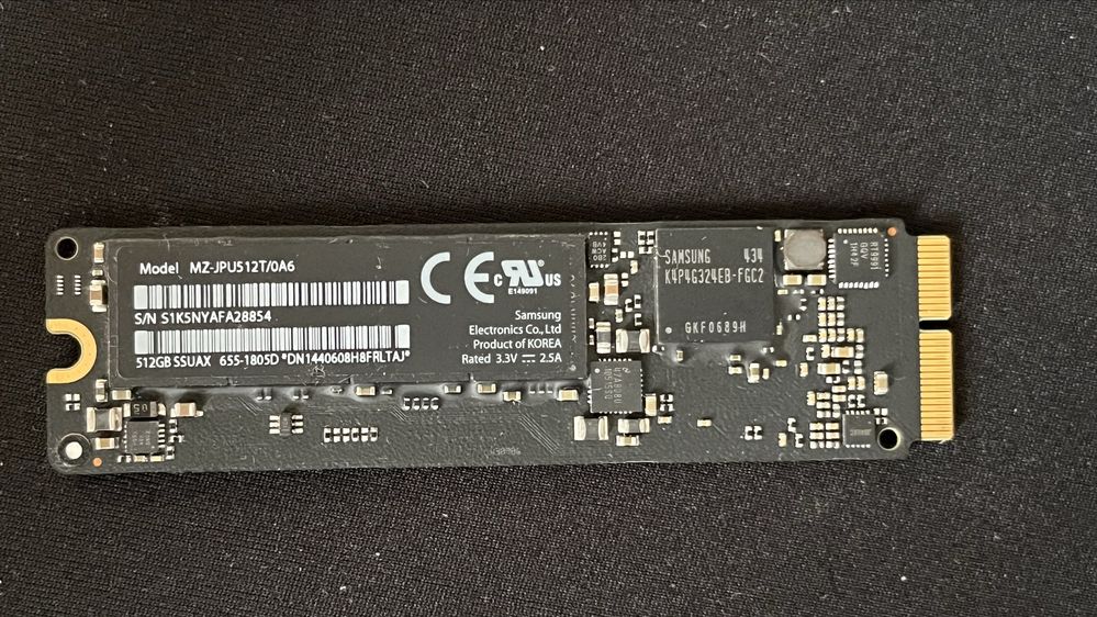 512 Ssd Macboock pro оригинална памет