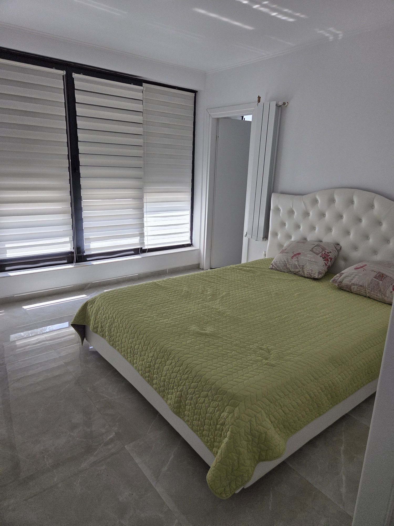 Vând casa 180 mp piscina calugareni giurgiu