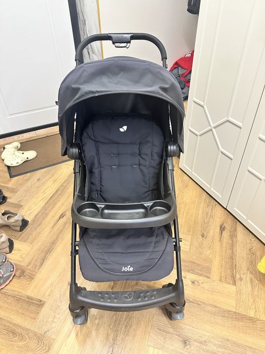 Коляска прогулочная