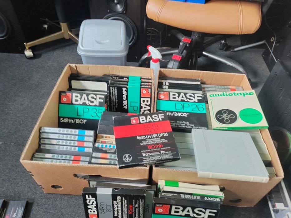 Vând benzi magnetofon 18