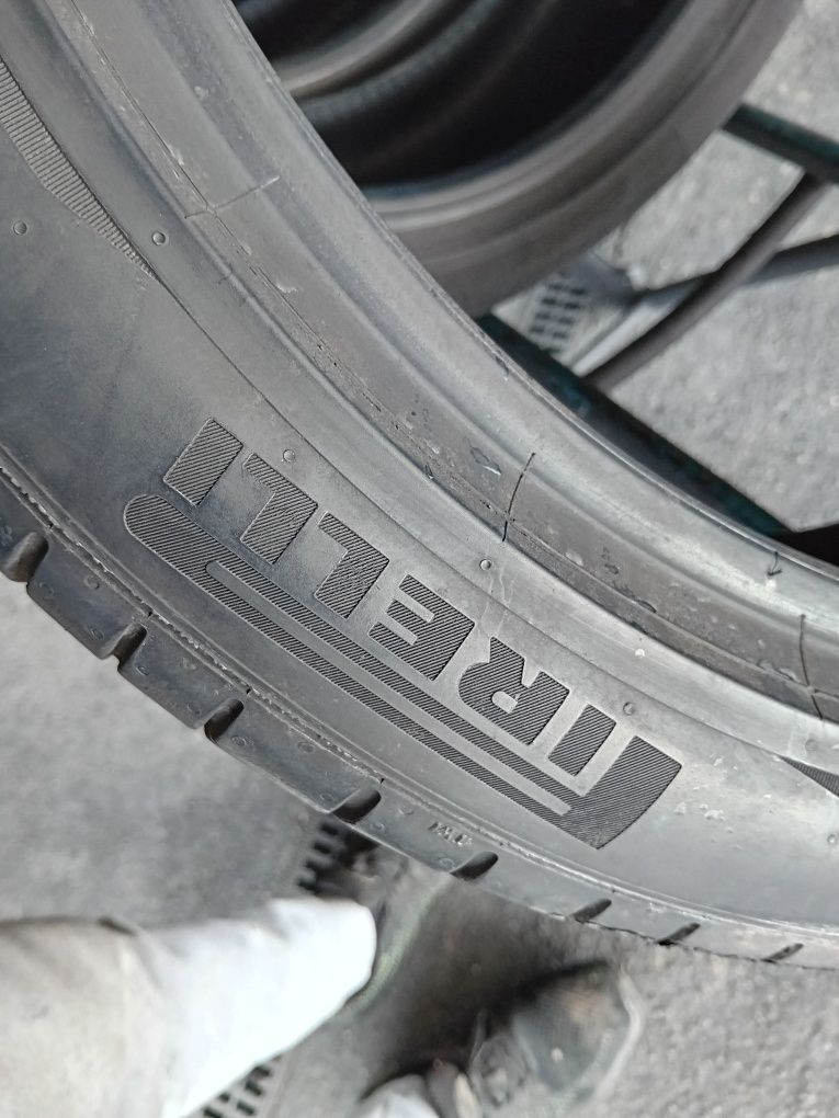 Pirelli 245 45 r20 vara