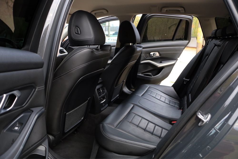 Bmw 320d xDrive Seria 3 G21 M Packet MildHybrid 2021 Cockpit Distronic