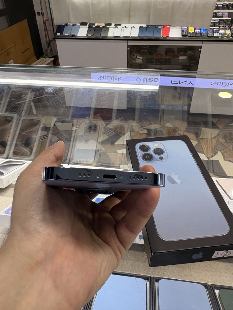 iPhone 13 Pro 128 gb blue