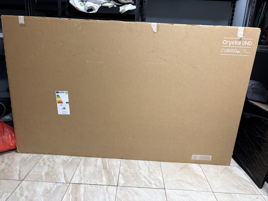 Телевизор Samsung CU8000 75inch 189см.