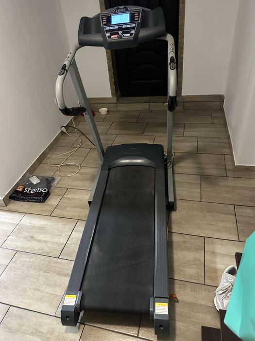 Banda alergat profesionala, reglaj viteza,pantă,ritm cardiac, calorii