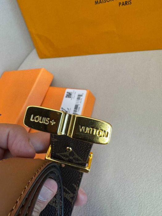 Louis Vuitton-Чисто нов оригинален дамски двулицев кожен колан 110 см