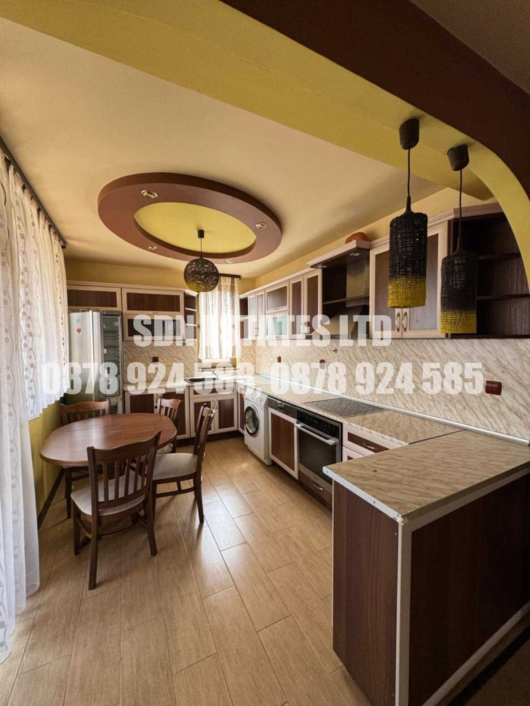 Дава се под наем Тристаен апартамент в Казанлък - 90 кв.м за 382.5 € - Снимка #6