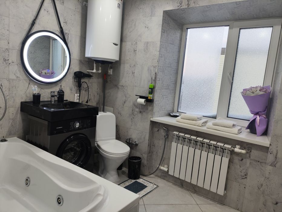 Квартира с кондиционером класса*VIP*, в центре.