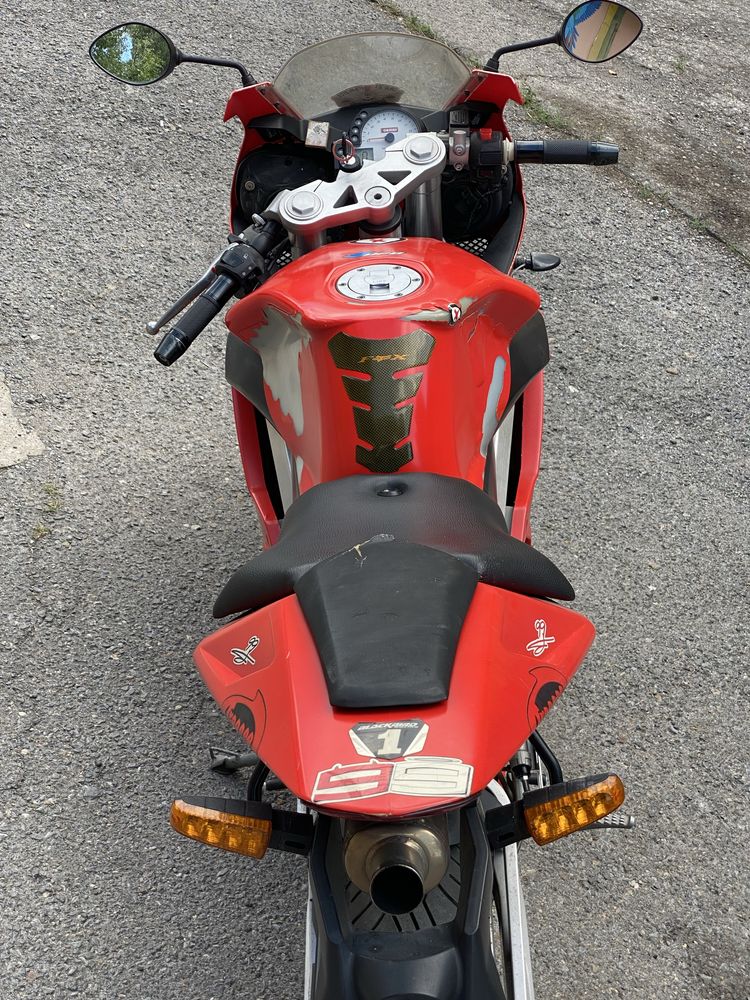 Derbi gpr50 мотоциклет