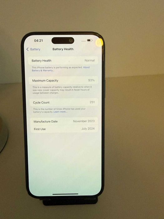 iPhone 15 Plus / 128 GB / Black + Cutie și Incarcator