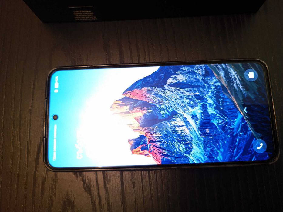 Продавам Oneplus Nord 3 5G