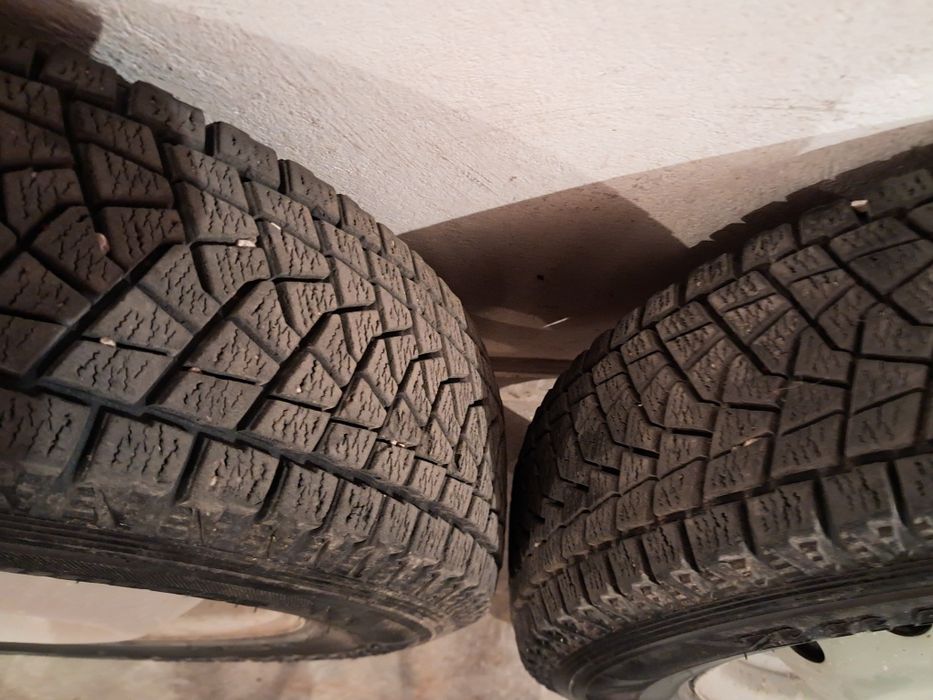 Джанти и гуми Brigestone