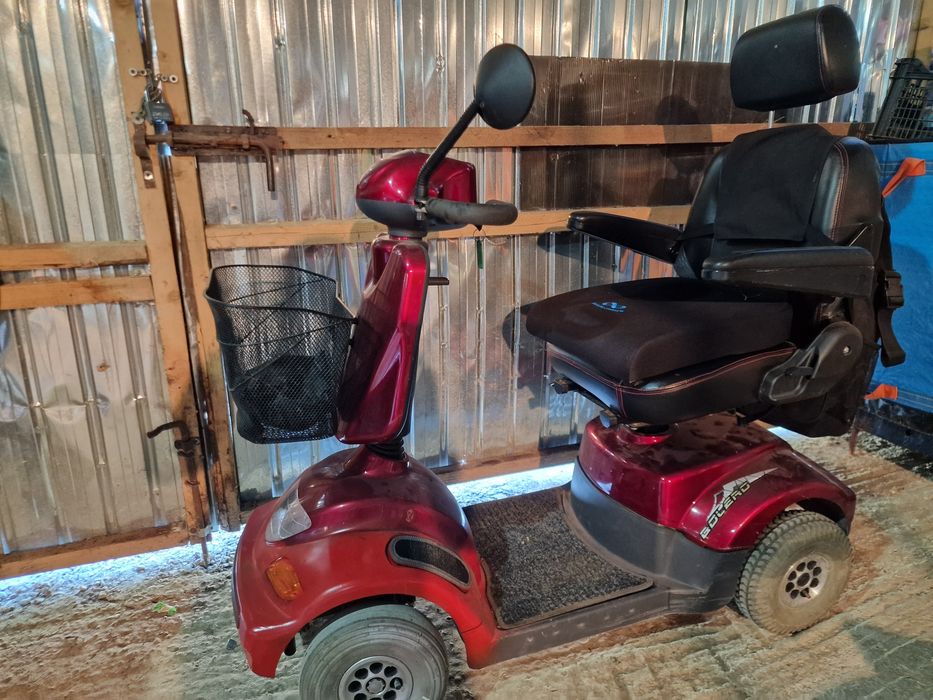 Vând scuter electric ptr vârstnici sau persoane cu dizabilități