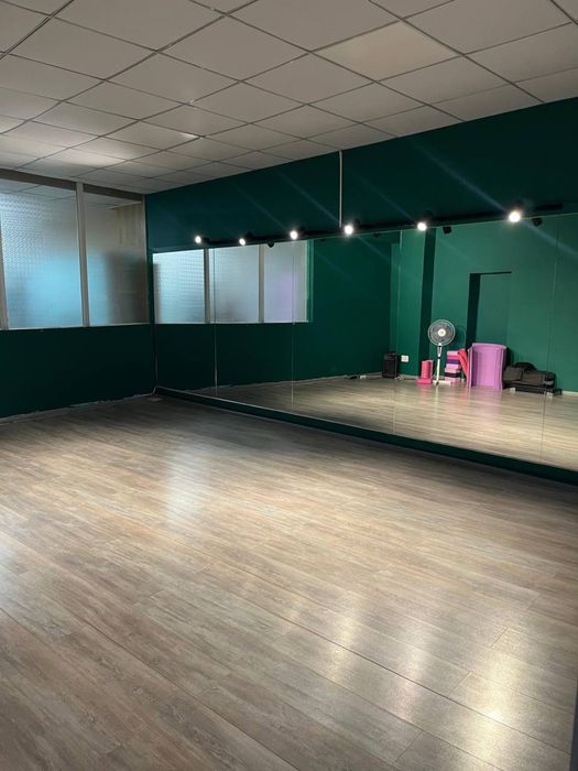 Аренда зала для танцев , фитнеса и растяжки