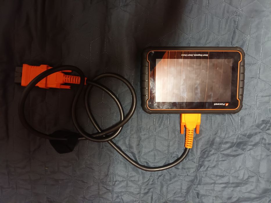 Vând Diagnoza auto/ Tester auto FoxWell i70